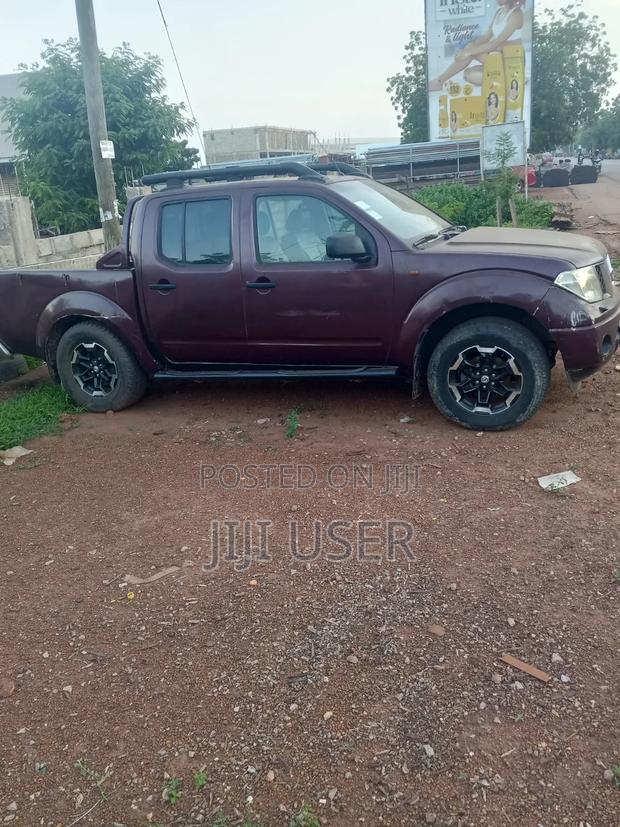 Nissan Navara 2016 Red