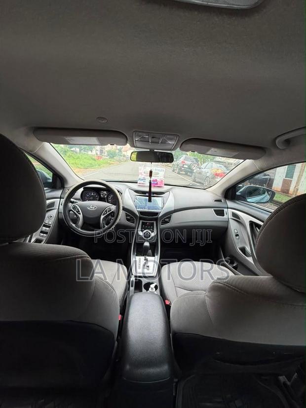 Hyundai Elantra 2013 Silver