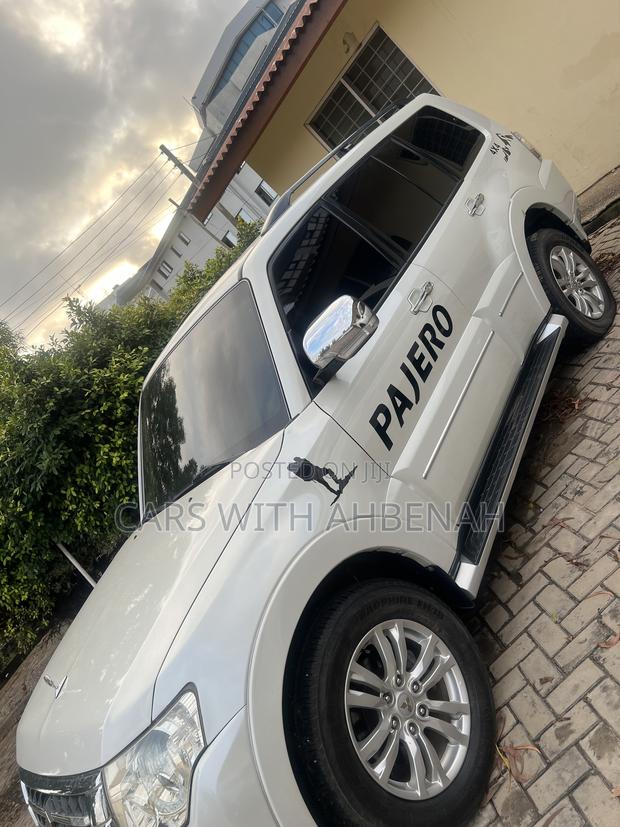 Mitsubishi Pajero V80 3.8 V6 GLS 2019 White