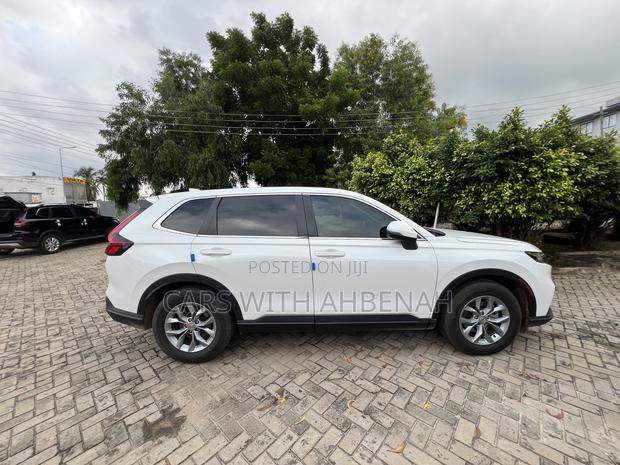 Honda CR-V 2023 White