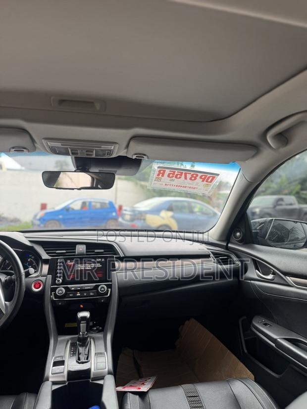 Honda Civic Touring Sedan 2020 Black