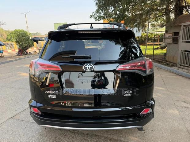 Toyota RAV4 2017 Black