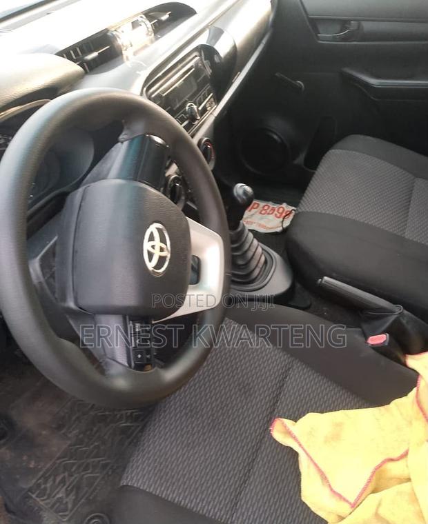 Toyota Hilux Revo Double Cab Petrol 2.7 AWD 2020 White