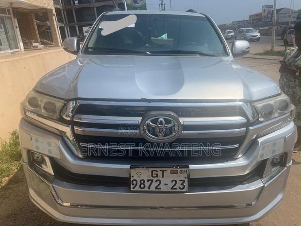 Toyota Land Cruiser 2014 Gray
