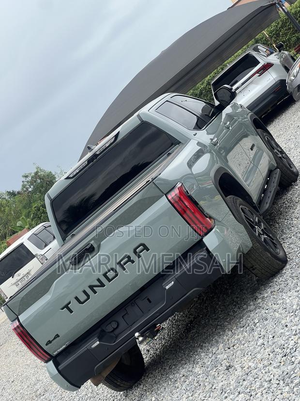 New Toyota Highlander 2024 Green