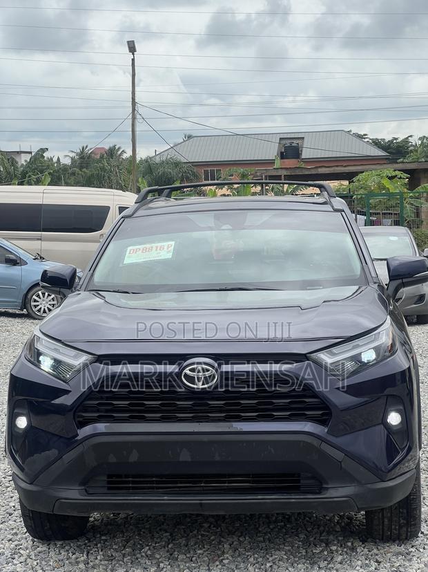 Toyota RAV4 2025 Blue