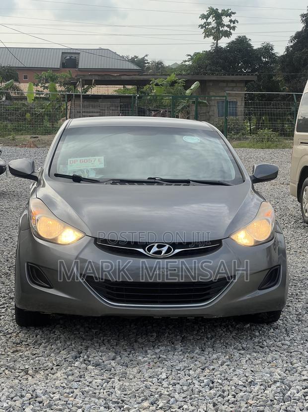 Hyundai Elantra 2012 Gray