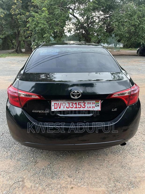 Toyota Corolla LE Eco (1.8L 4cyl 2A) 2018 Black