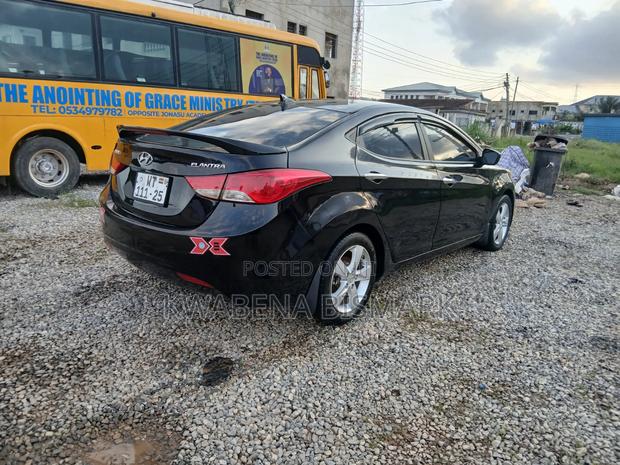 Hyundai Elantra 2013 Black