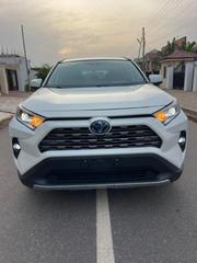Toyota RAV4 Limited AWD 2020 Pearl for sale