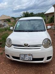 Toyota Sienta 1.5 FWD 2010 White for sale