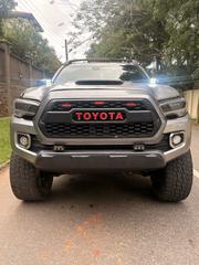 Toyota Tacoma TRD Sport 2018 Gray for sale