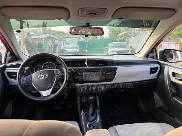 Toyota Corolla 2016 Red