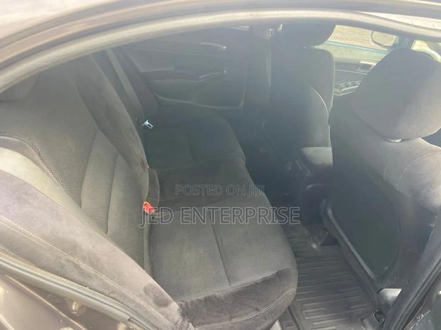 Honda Civic 2010 Gray