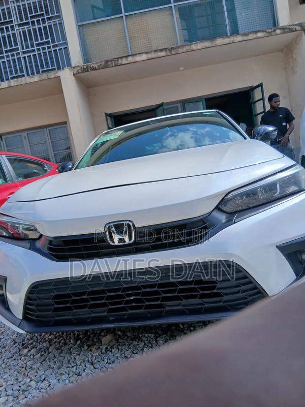 Honda Civic 2022 White
