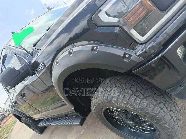 Ford F-150 2020 Black