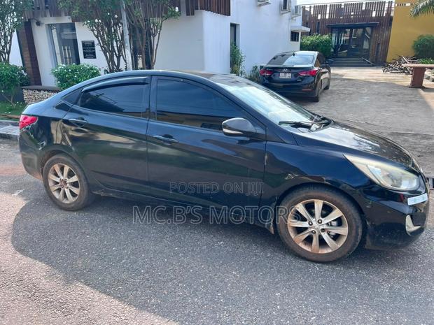 Hyundai Accent 2013 Black