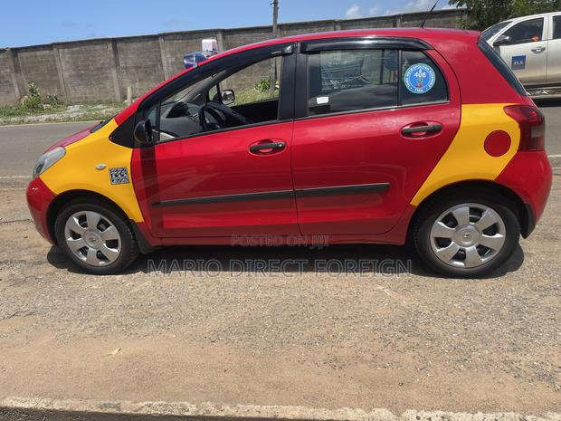 Toyota Yaris 2011 Red