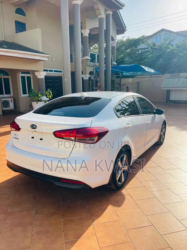 Kia Forte EX Sedan 2018 White
