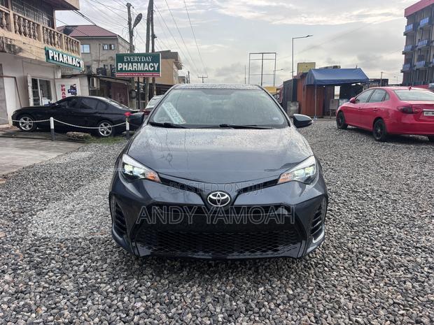 Toyota Corolla 2016 Gray