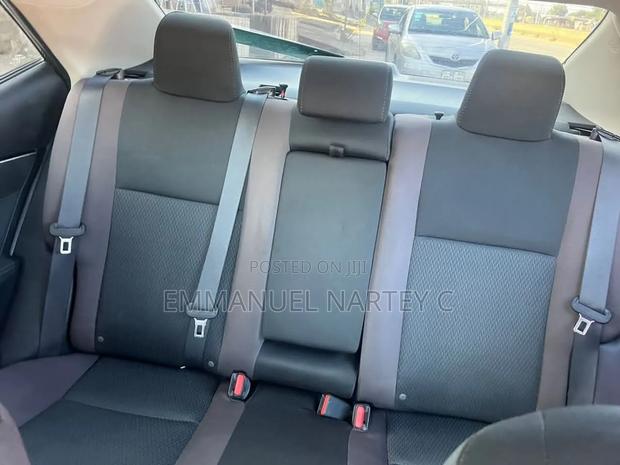 Toyota Corolla 2017 Gray
