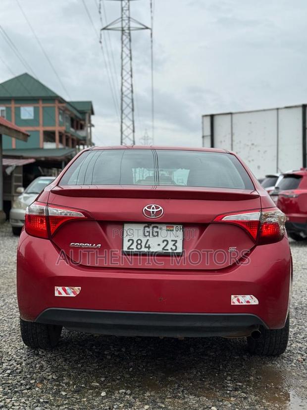 Toyota Corolla S 4dr Sedan (1.8L 4cyl CVT) 2015 Red