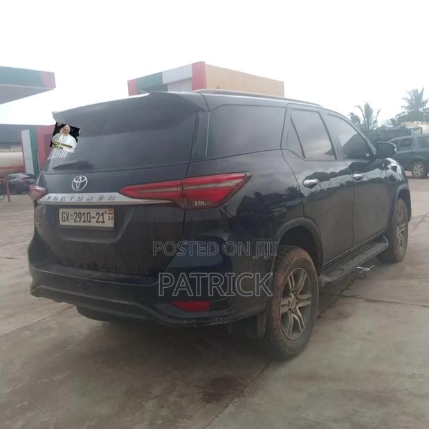 Toyota Fortuner 2020 Black