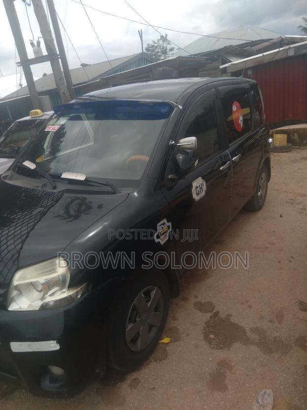 Toyota Sienta 1.5 AWD 2013 Black