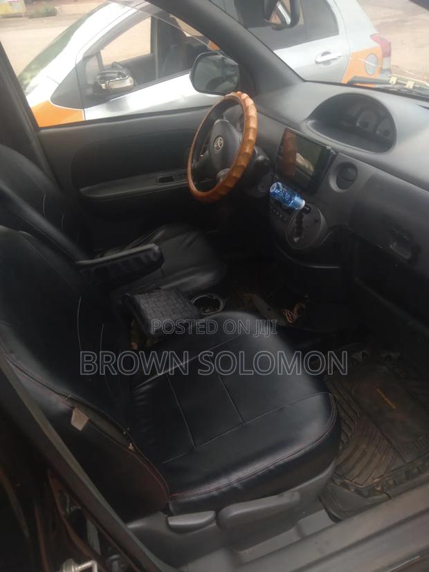 Toyota Sienta 1.5 AWD 2013 Black