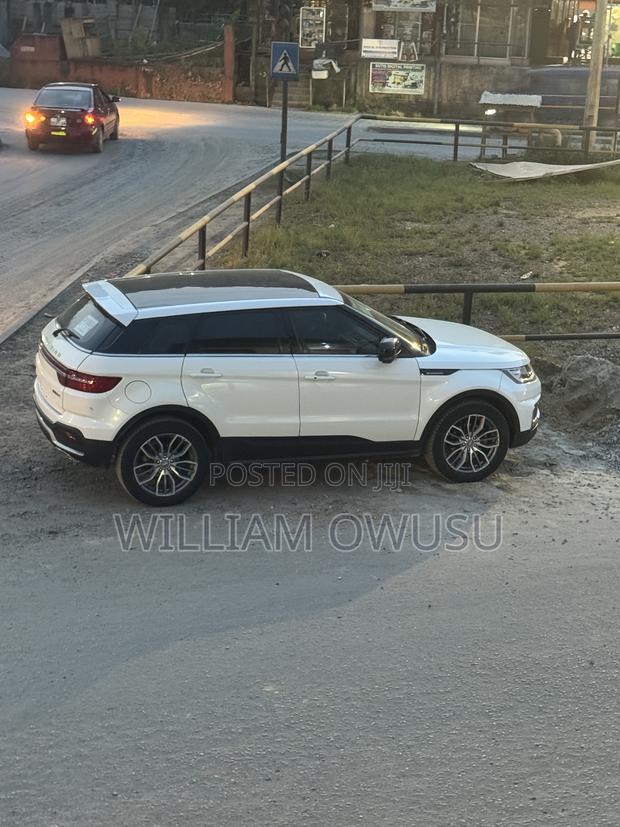 Rover Land 2018 White