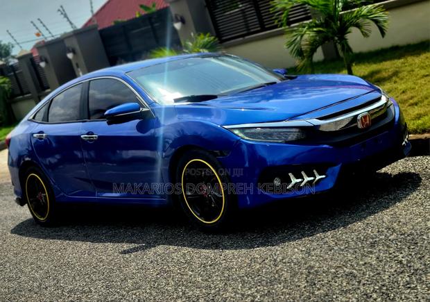 Honda Civic 2018 Blue