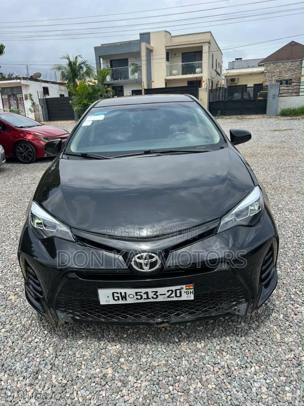 Toyota Corolla 2015 Black
