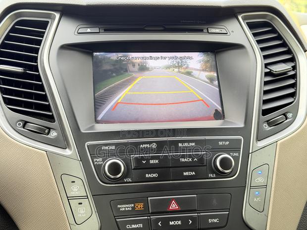 Hyundai Santa Fe SE AWD 2017 Burgundy