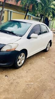 Toyota Yaris 2009 White for sale