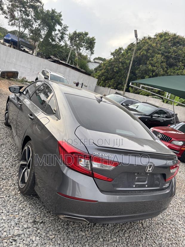 Honda Accord Sport 2.0T 2018 Gray