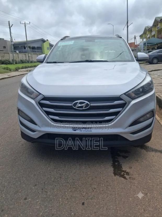 Hyundai Tucson Limited AWD 2018 Silver