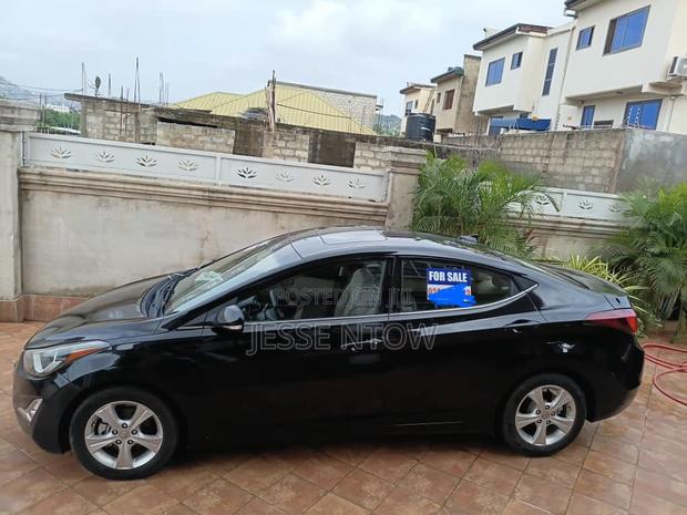 Hyundai Elantra 2016 Black