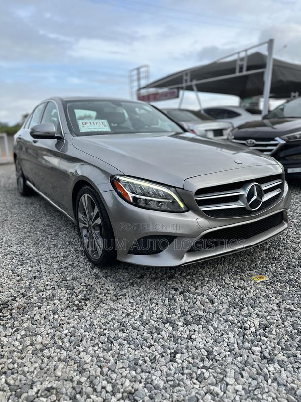 Mercedes-Benz C300 2020
