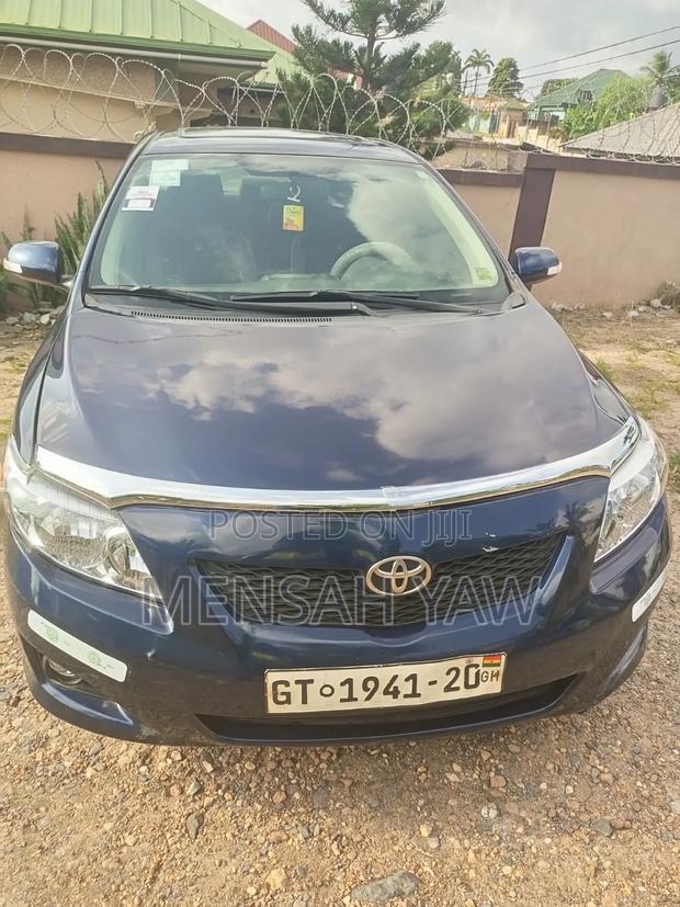 Toyota Corolla 2010 Blue