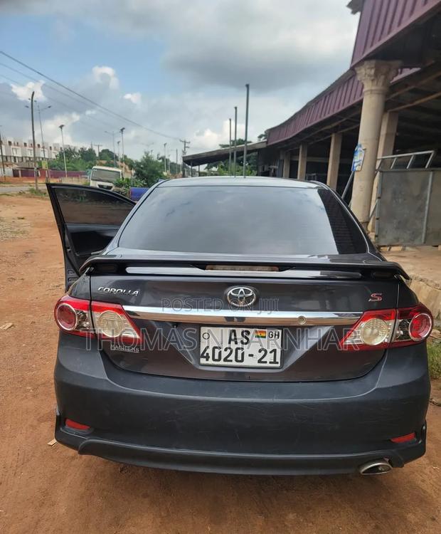 Toyota Corolla 2013 Silver
