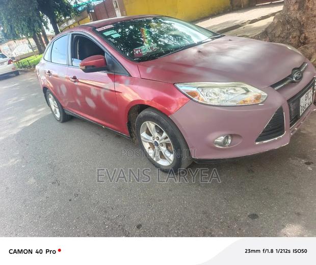Ford Focus 2015 Red
