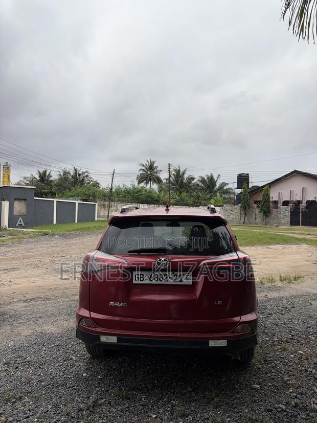 Toyota RAV4 2017 Red
