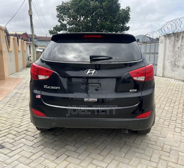 Hyundai Tucson 2015 Black
