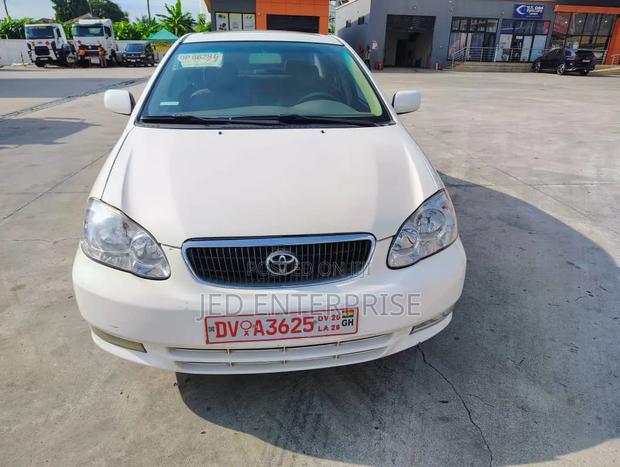 Toyota Corolla 2008 White