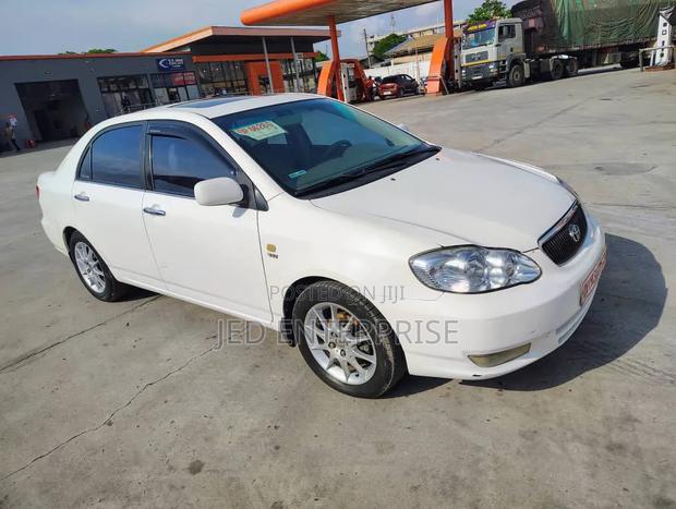 Toyota Corolla 2008 White