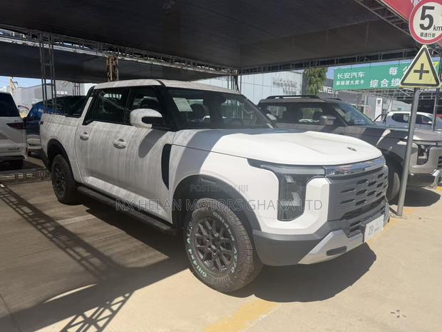 New Nissan Z9 2.3T Diesel 4WD 2025 White