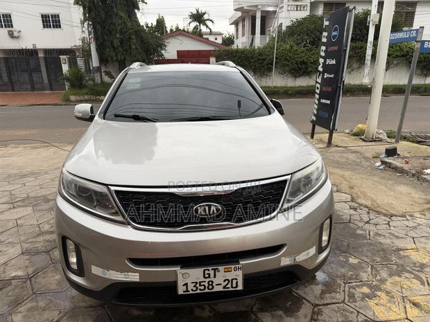 Kia Sorento LX 4dr SUV AWD (2.4L 4cyl 6A) 2014 Silver
