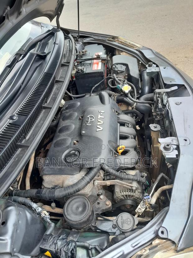 Toyota Yaris 2009 Gray