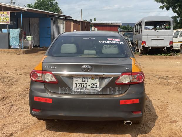 Toyota Corolla LE 2022 Gray