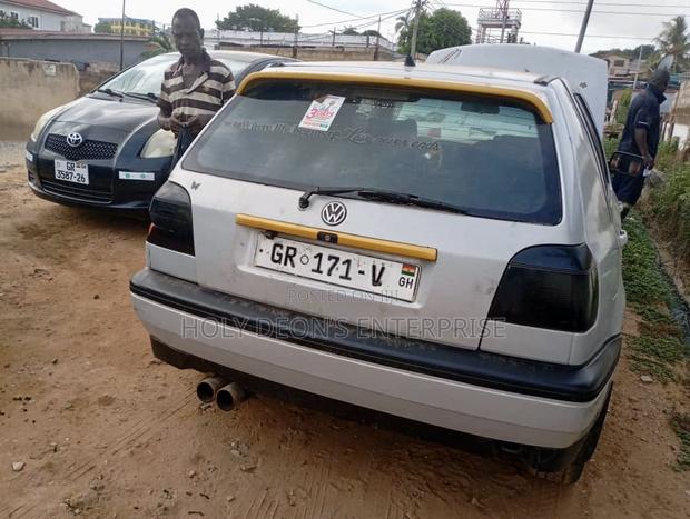 Volkswagen Golf 1.6 Automatic 2003 Silver